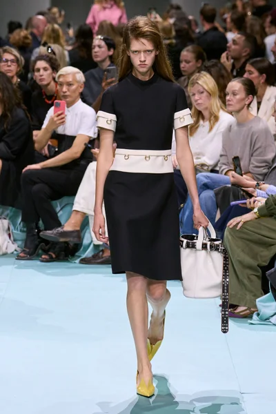 Look 21